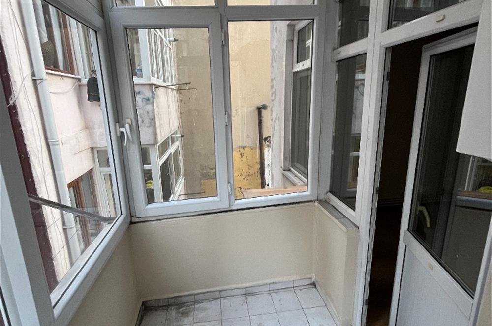 ŞEHİT ERDEM CANBAŞ SOKAK FULL TADİLATLI KİRALIK ARAKAT DAİRE