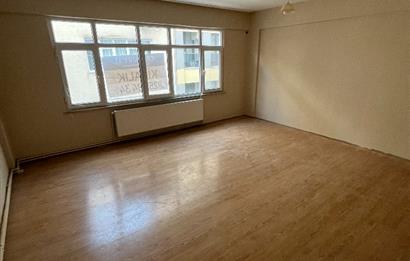 ŞEHİT ERDEM CANBAŞ SOKAK FULL TADİLATLI KİRALIK ARAKAT DAİRE