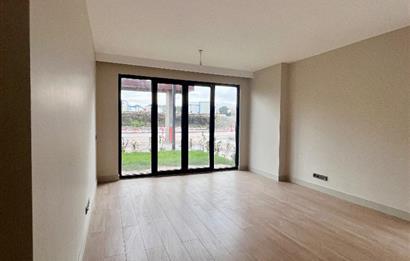 Emlak Konutlarında 3Cephe Bahçe Kullanımlı Kiralık Daire