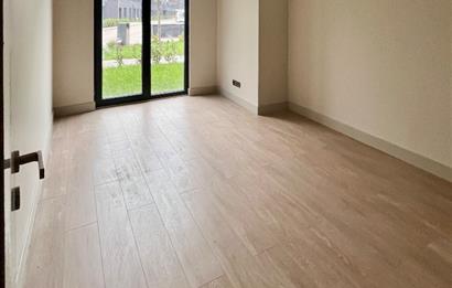 Emlak Konutlarında 3Cephe Bahçe Kullanımlı Kiralık Daire