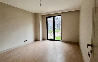 Emlak Konutlarında 3Cephe Bahçe Kullanımlı Kiralık Daire