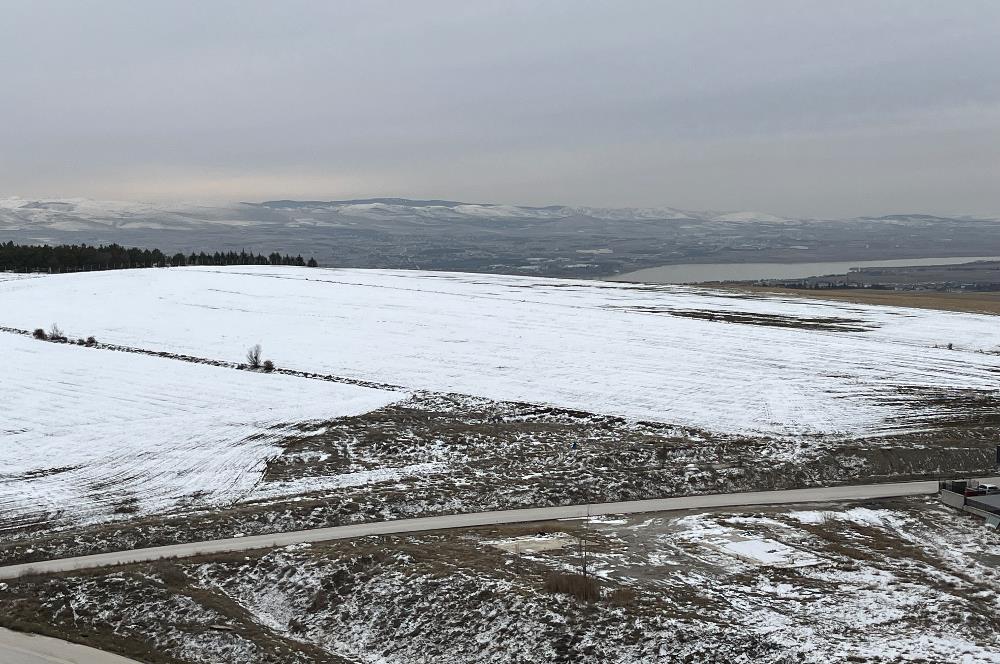 İNCEK TAŞPINAR NEVAPORTTA 1+1 MOBİLYALI GÖL MANZARALI DAİRE