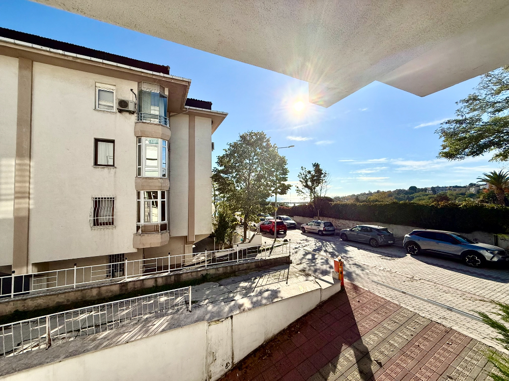 Yeşilköy Yeşilyurt Satılık 2+1 Daire Deniz Manzaralı