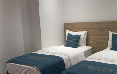 Bodrum Merkezde Otel Konforu: Sıfır Eşyalı, Manzaralı, Full Hizmetli Daireler (2+1) 