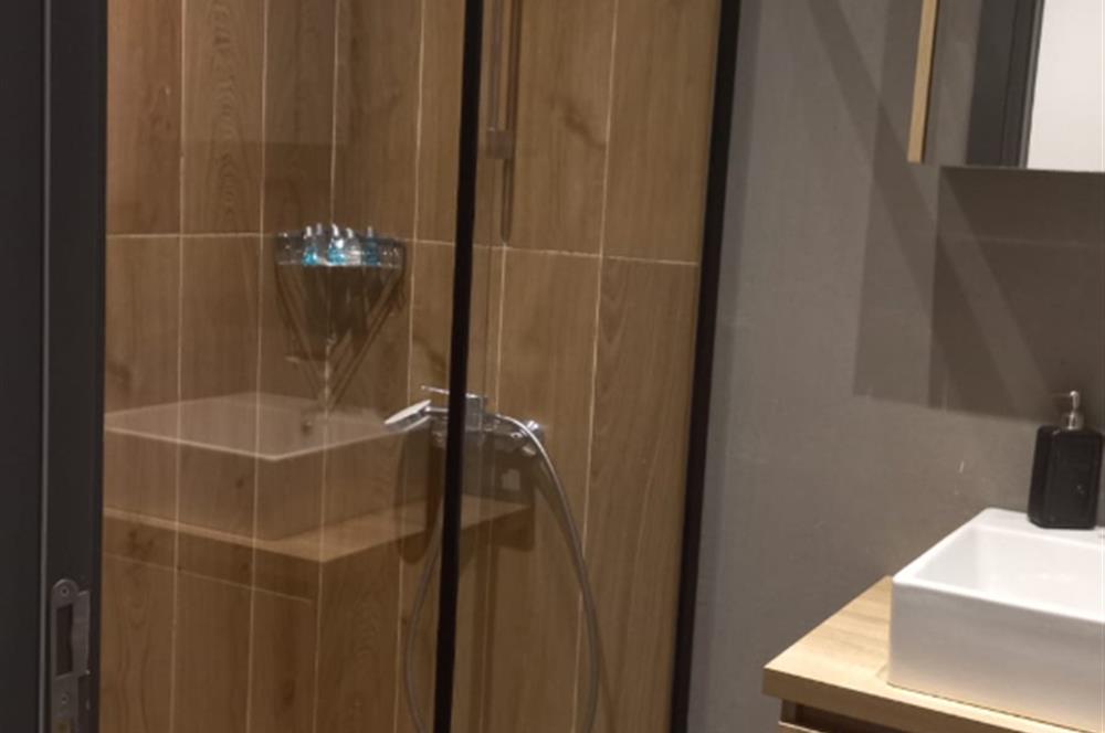 Bodrum Merkezde Otel Konforu: Sıfır Eşyalı, Manzaralı, Full Hizmetli Daireler (2+1) 