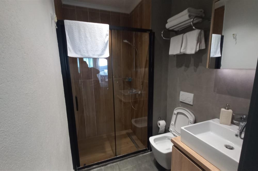 Bodrum Merkezde Otel Konforu: Sıfır Eşyalı, Manzaralı, Full Hizmetli Daireler (Stüdyo ve 1+1)