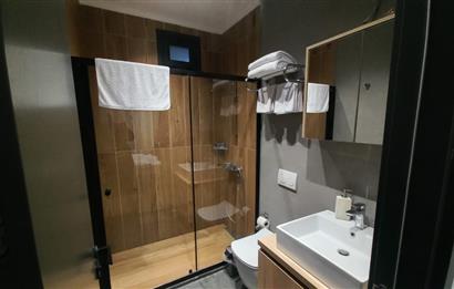 Bodrum Merkezde Otel Konforu: Sıfır Eşyalı, Manzaralı, Full Hizmetli Daireler (Stüdyo ve 1+1)