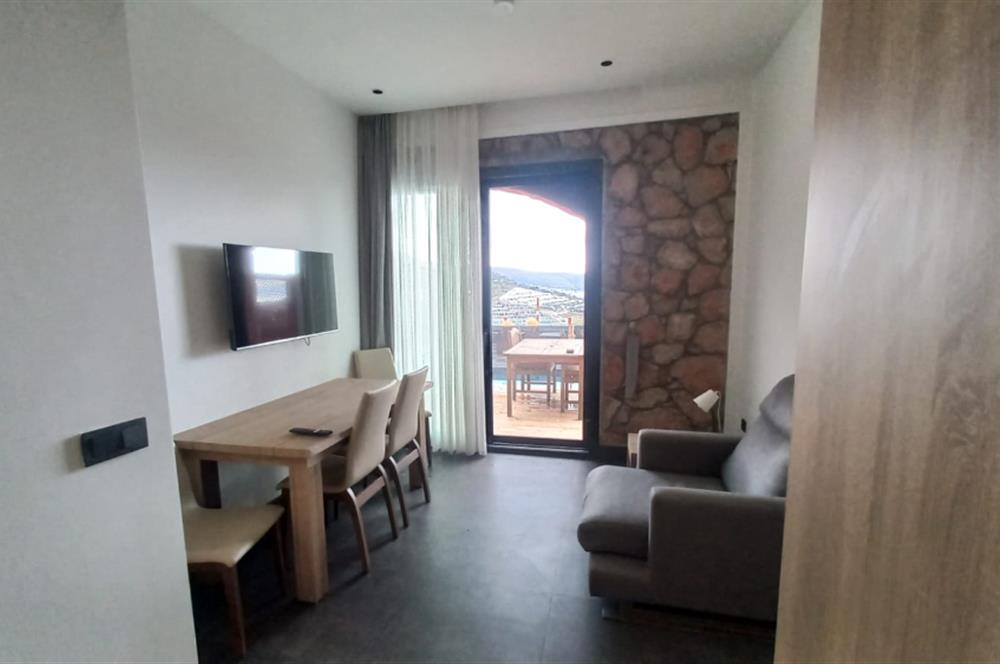 Bodrum Merkezde Otel Konforu: Sıfır Eşyalı, Manzaralı, Full Hizmetli Daireler (Stüdyo ve 1+1)