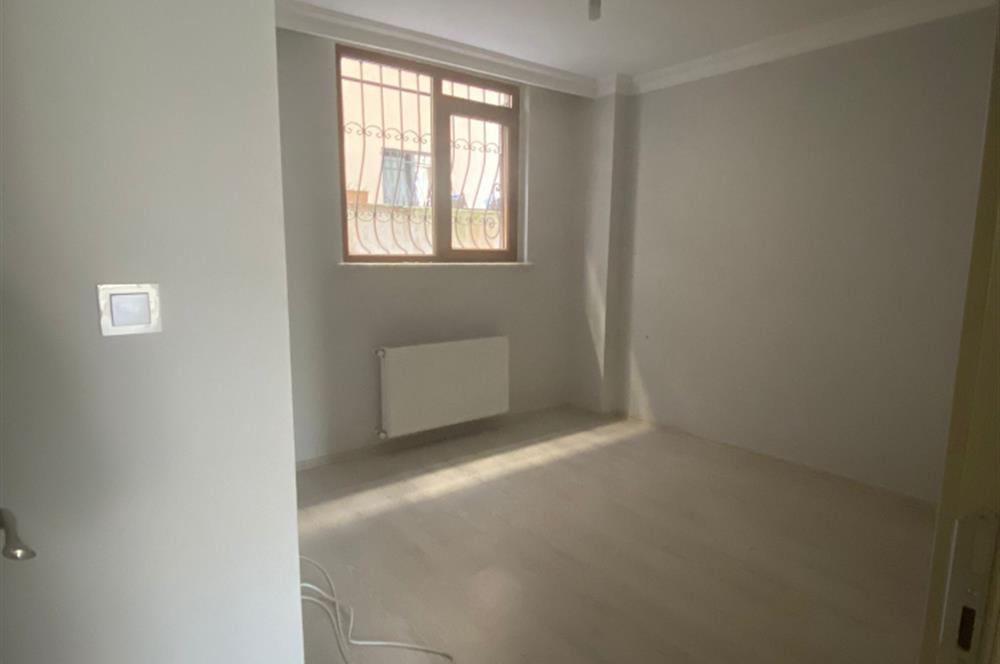 Çekmeköy Mimar Sinanda Kiralık Temiz 2+1 Daire