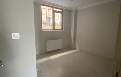 Çekmeköy Mimar Sinanda Kiralık Temiz 2+1 Daire