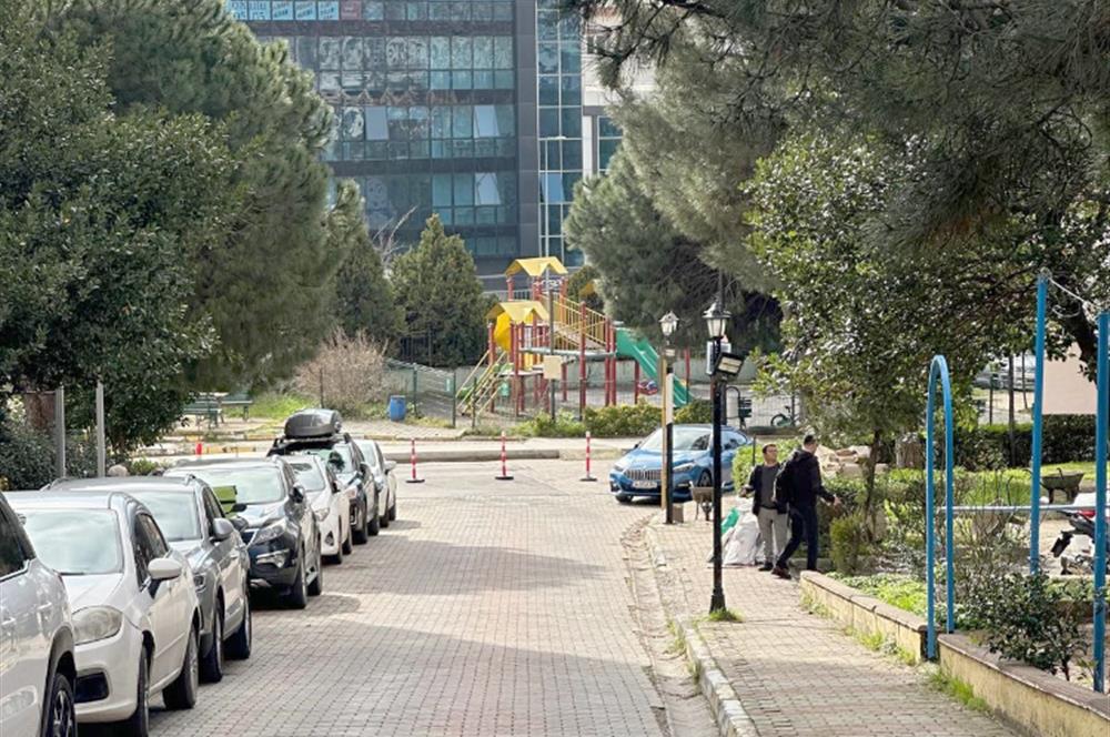 MALTEPE AYDINEVLER DERVİŞBEY SİTESİNDE SATILIK 3+1 BOŞ DAİRE