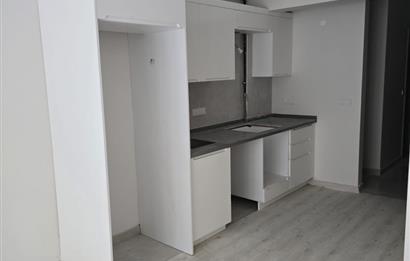 Cihangir Güneşli Sokakta Yeni Binada Kiralık 2,5+1