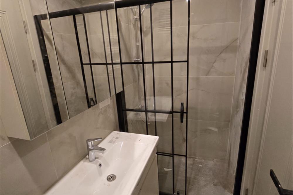 Cihangir Güneşli Sokakta Yeni Binada Kiralık 2,5+1