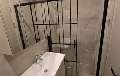 Cihangir Güneşli Sokakta Yeni Binada Kiralık 2,5+1