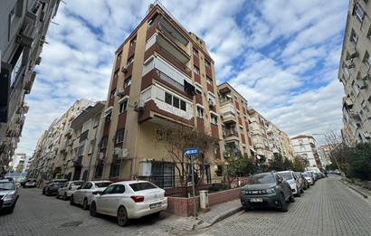 Karşıyaka Tersane'de Merkezi Konumda 2+1 Satılık Daire