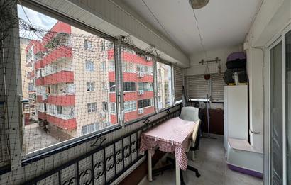 Karşıyaka Tersane'de Merkezi Konumda 2+1 Satılık Daire