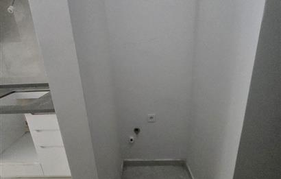 Cihangir Güneşli Sokakta Yeni Binada Kiralık 2,5+1