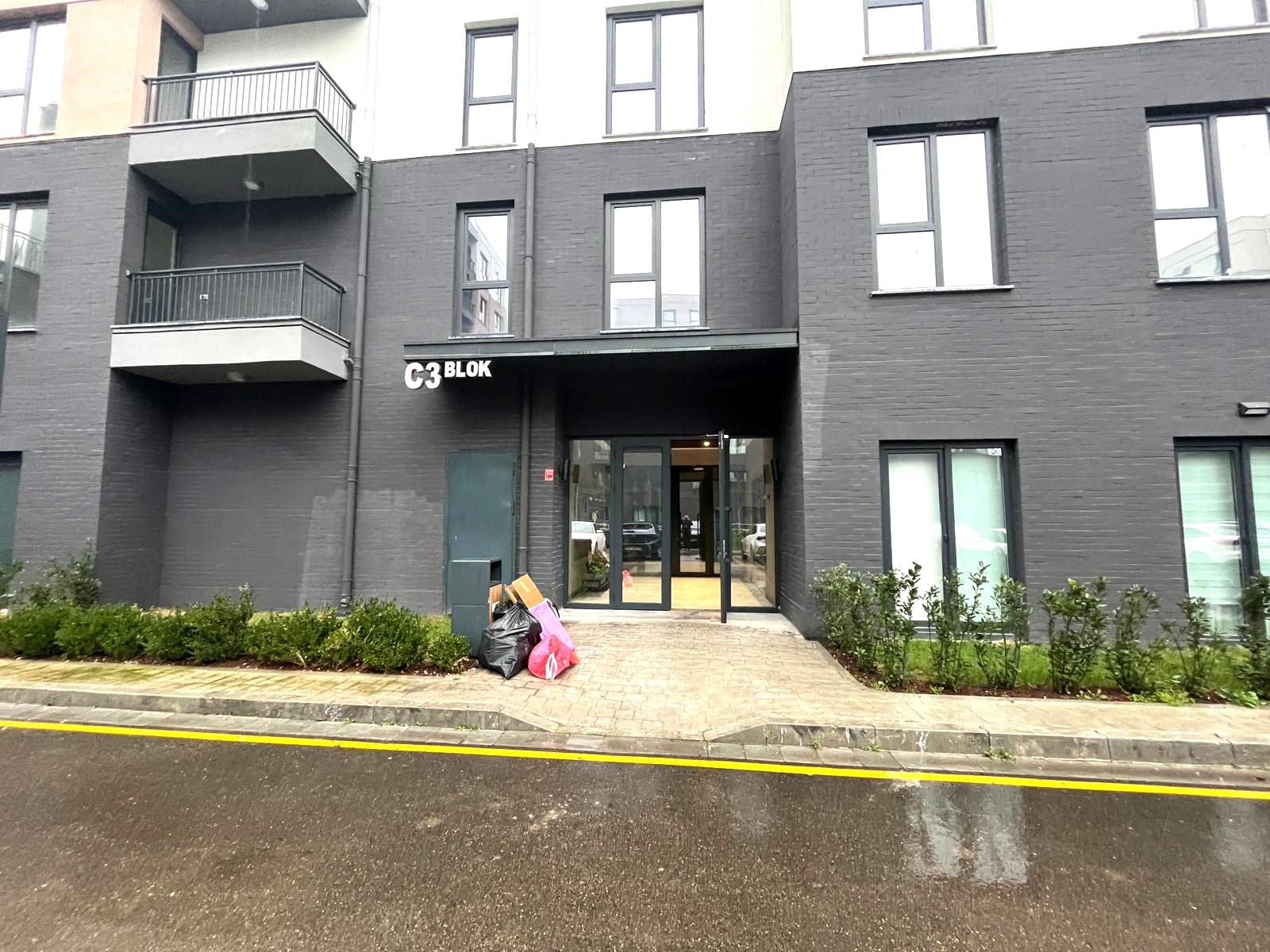 Century21 Bal 'dan Emlak Konutta Satılık 1+1 Daire