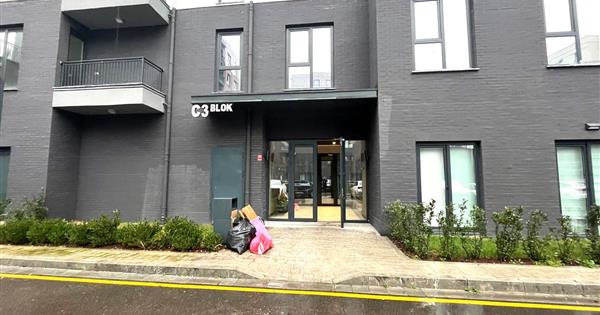 Century21 Bal 'dan Emlak Konutta Devirli Satılık 1+1 Daire - 31854