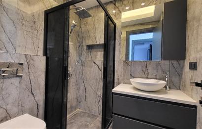 Panoramik Deniz Manzaralı Özel Havuzlu Satılık Lüks Villa