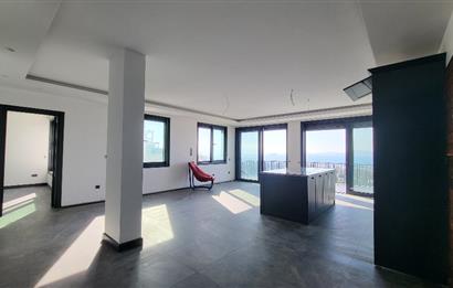 Panoramik Deniz Manzaralı Özel Havuzlu Satılık Lüks Villa