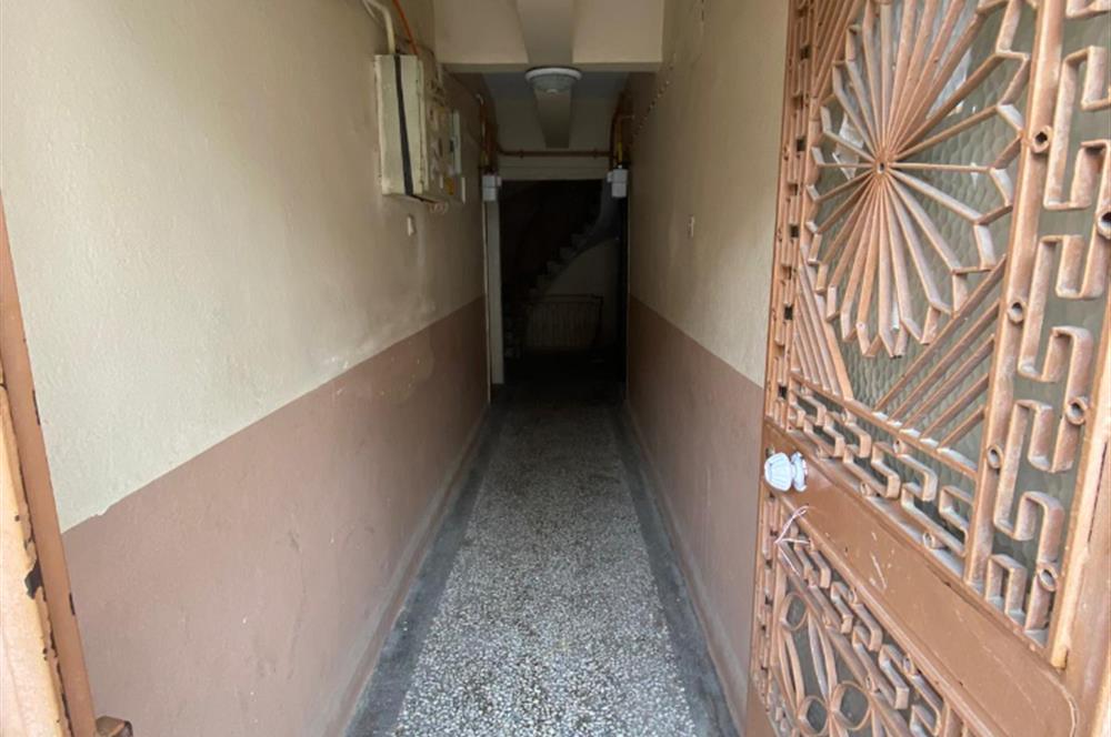 C 21 Bal’dan Ali Hikmet Paşa Mahallesinde 2+1 Satılık Daire