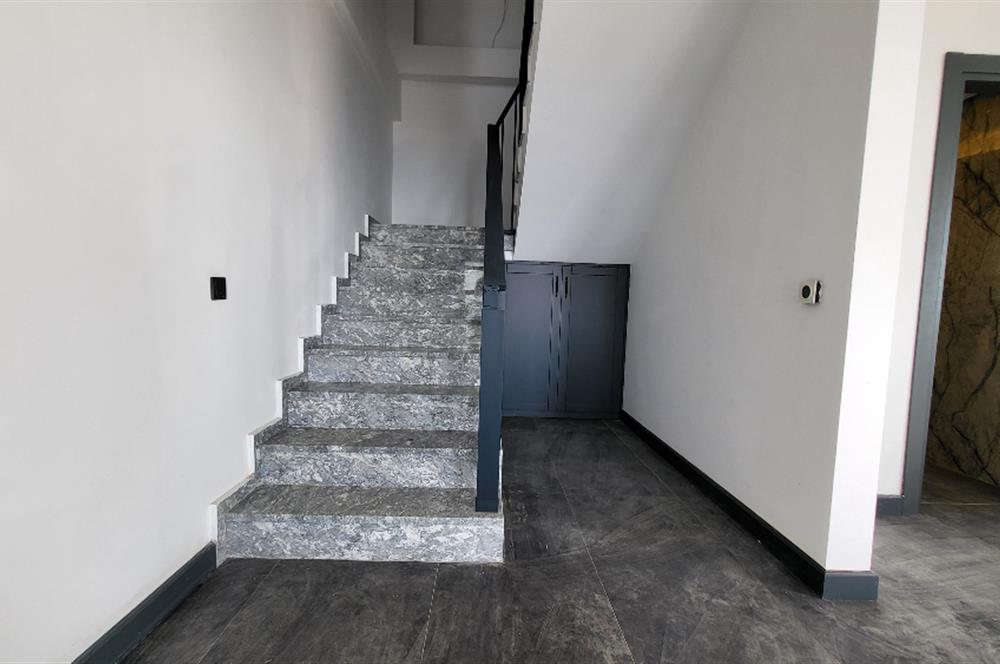 Panoramik Deniz Manzaralı Özel Havuzlu Satılık Lüks Villa