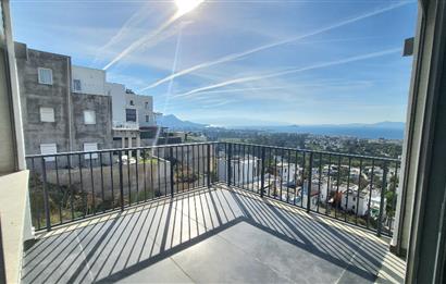 Panoramik Deniz Manzaralı Özel Havuzlu Satılık Lüks Villa