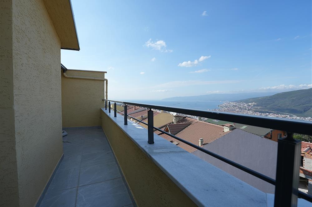 C21 Cius; Körfez Manzaralı Kiralık Dubleks - Umurbey