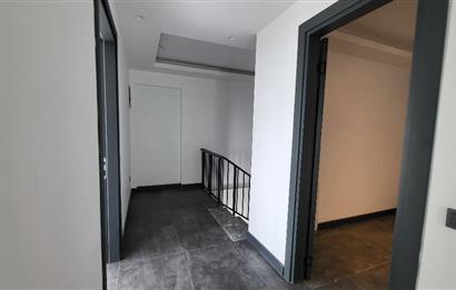 Panoramik Deniz Manzaralı Özel Havuzlu Satılık Lüks Villa