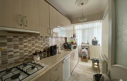 C 21 Bal’dan Ali Hikmet Paşa Mahallesinde 2+1 Satılık Daire