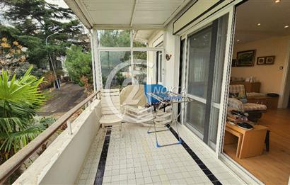 Büyükada Madende deniz manzaralı rıhtımda iskeleli Yalı dairesi