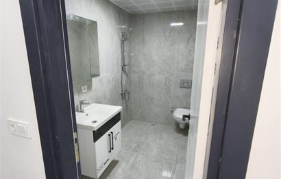 C21 LOCA'DAN PLAZA TADINDA KİRALIK OFİS