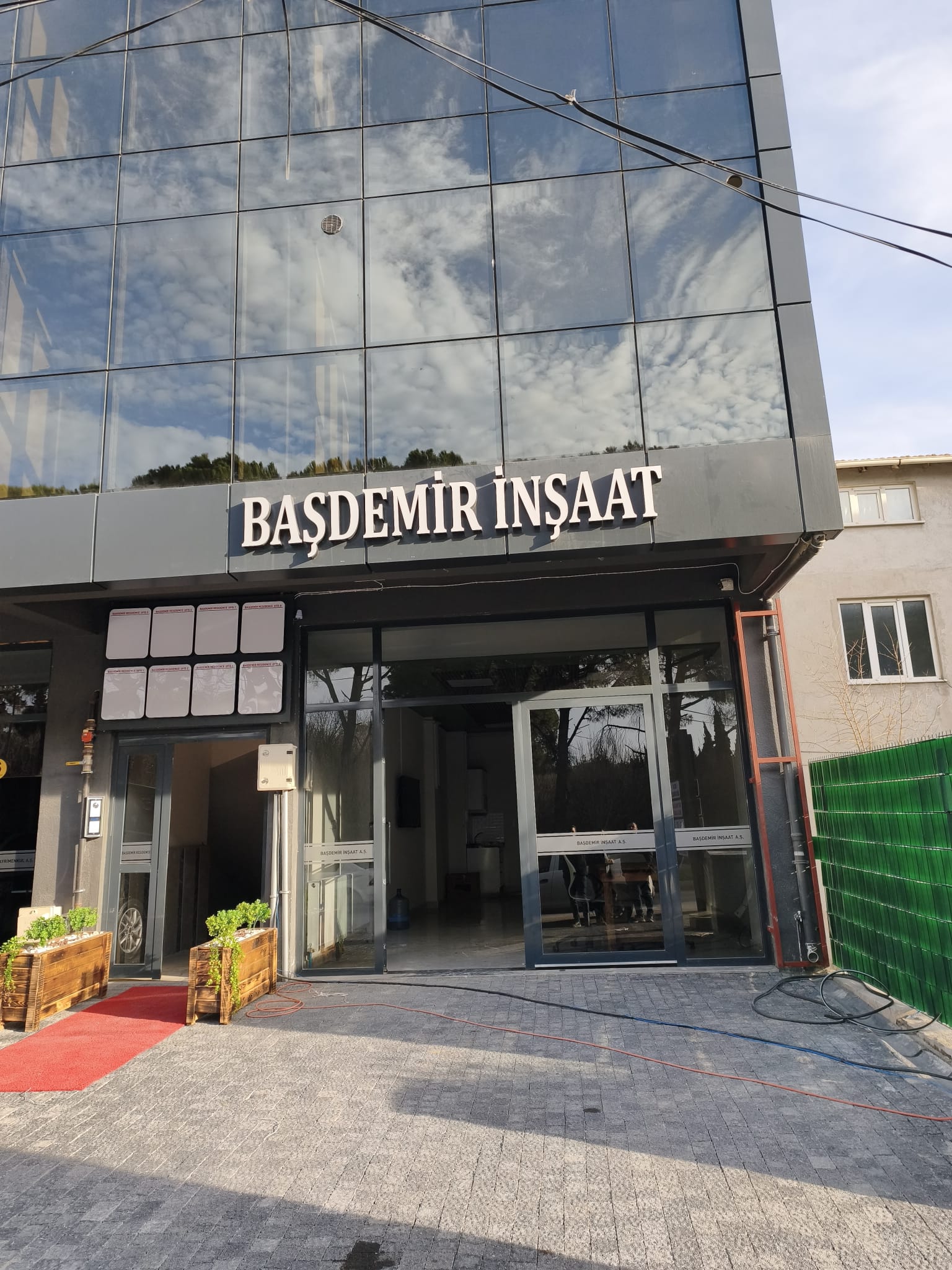 C21 LOCA'DAN BAŞDEMİR RESİDANCE'DA KİRALIK DÜKKAN
