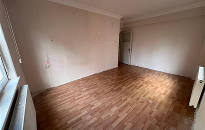 PAŞAALANI MH. MERKEZİ KONUM ARA KAT, BALKONLU KİRALIK 3+1 DAİRE