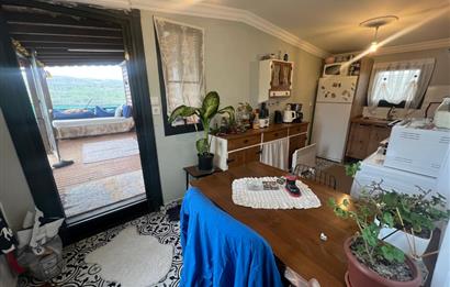 C21 BAL'DAN OVACIK MAH. 1152M2 ARAZİ İÇİNDE 2 KATLI AHŞAP EV