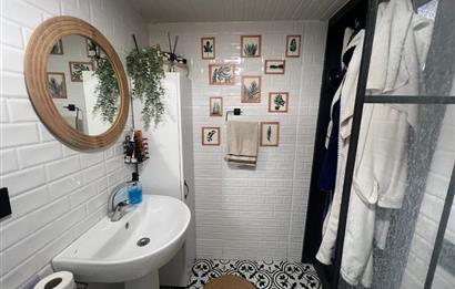 C21 BAL'DAN OVACIK MAH. 1152M2 ARAZİ İÇİNDE 2 KATLI AHŞAP EV