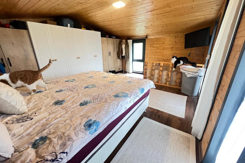 C21 BAL'DAN OVACIK MAH. 1152M2 ARAZİ İÇİNDE 2 KATLI AHŞAP EV