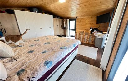 C21 BAL'DAN OVACIK MAH. 1152M2 ARAZİ İÇİNDE 2 KATLI AHŞAP EV