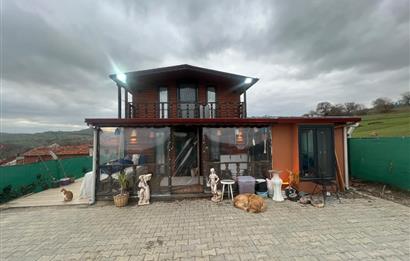 C21 BAL'DAN OVACIK MAH. 1152M2 ARAZİ İÇİNDE 2 KATLI AHŞAP EV