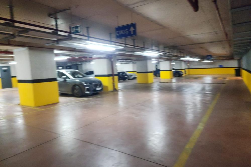 KOZYATAĞI MESA KOZ PLAZA, 24. KATTA SATILIK KAT MÜLKİYETLİ 3+1 OFİS