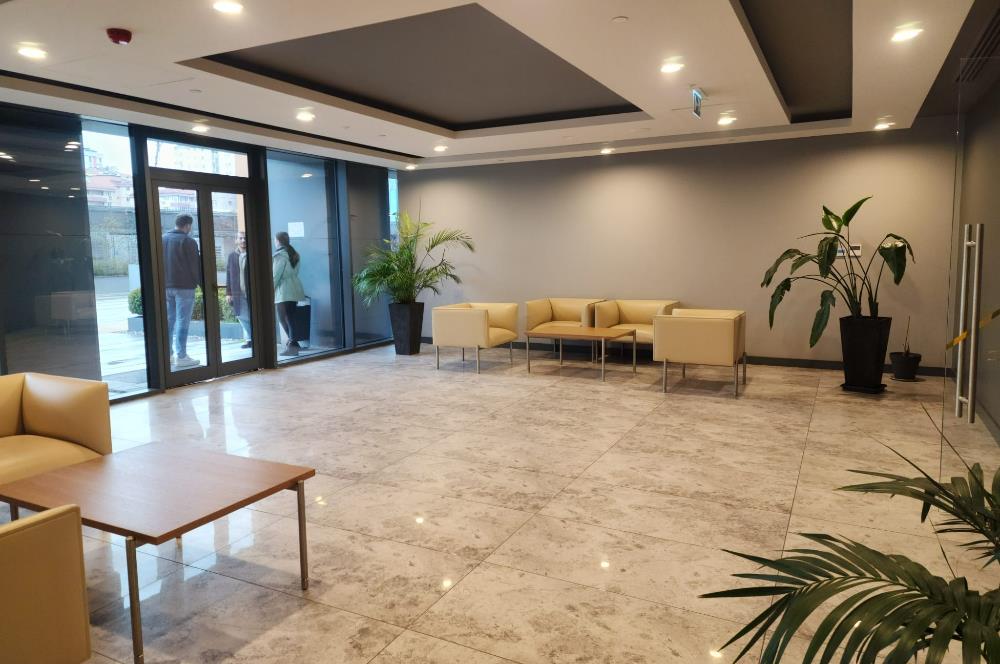 KOZYATAĞI MESA KOZ PLAZA, 24. KATTA SATILIK KAT MÜLKİYETLİ 3+1 OFİS