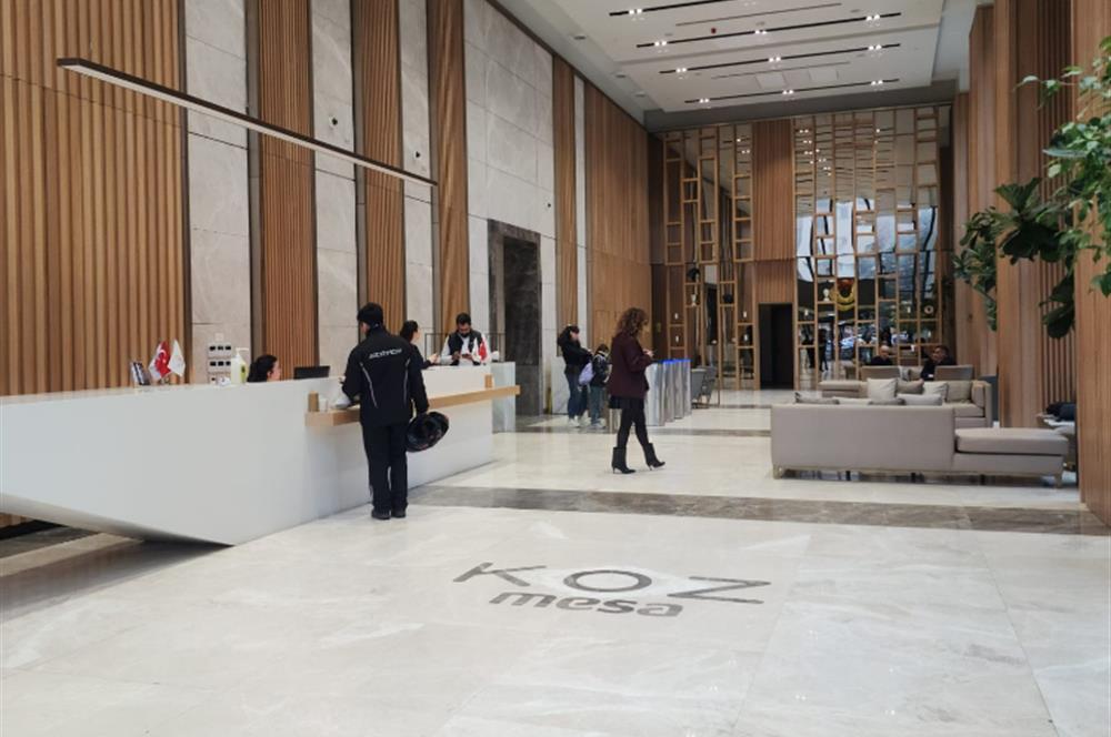 KOZYATAĞI MESA KOZ PLAZA, 24. KATTA SATILIK KAT MÜLKİYETLİ 3+1 OFİS