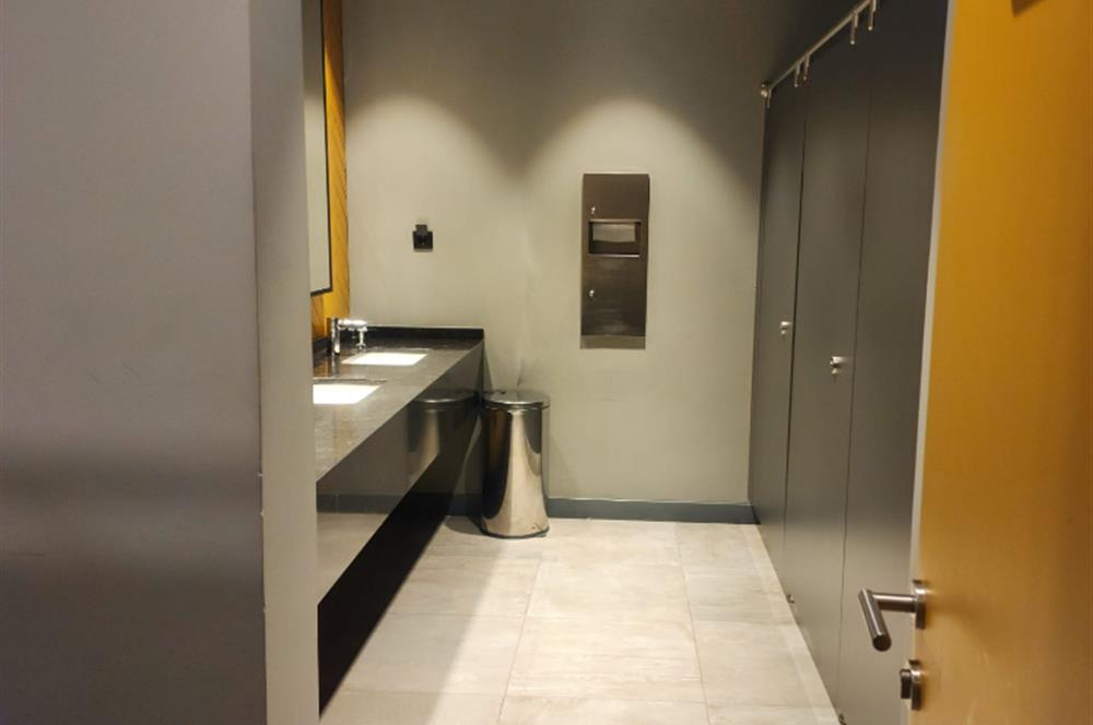 KOZYATAĞI MESA KOZ PLAZA, 24. KATTA SATILIK KAT MÜLKİYETLİ 3+1 OFİS