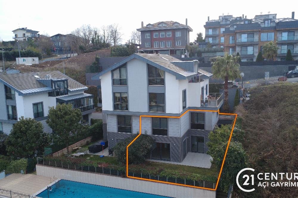 Uskumruköy Lotus Life'ta Havuz Cepheli Bahçe Dubleks