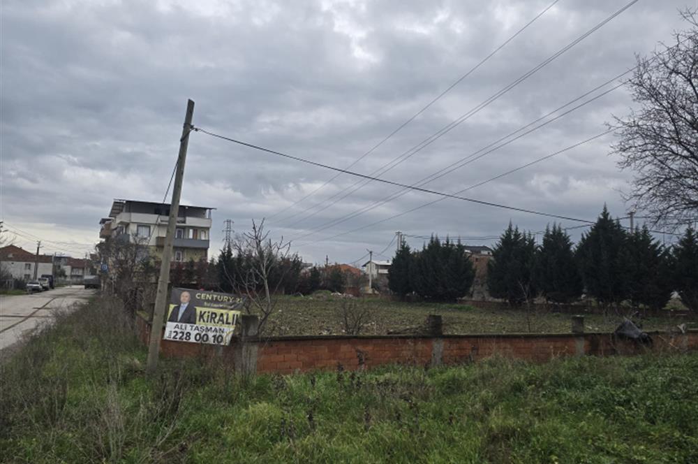 CENTURY 21 BAL GAYRİMENKUL'DEN DEMİRYOLU ÜST GEÇİDİ YANI, PETROL OFİSİ KARŞISI BACANAKLAR MOBİLYA YAKININDA KİRALIK ARSA