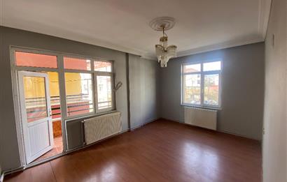 Century21'DEN KARŞIYAKA DA KİRALIK 3+1 DAİRE !