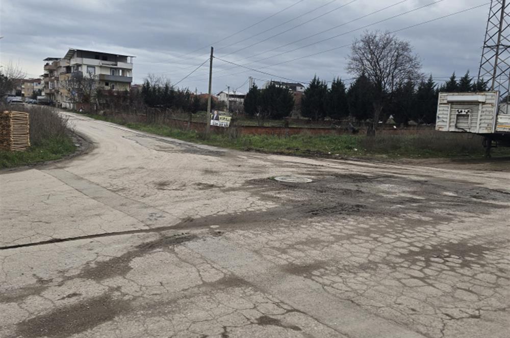 CENTURY 21 BAL GAYRİMENKUL'DEN DEMİRYOLU ÜST GEÇİDİ YANI, PETROL OFİSİ KARŞISI BACANAKLAR MOBİLYA YAKININDA KİRALIK ARSA