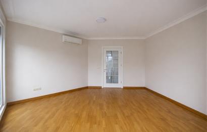 Selamiçeşme'de İşyeri Kullanımına Uygun 95 m2 3+1 Kiralık Daire