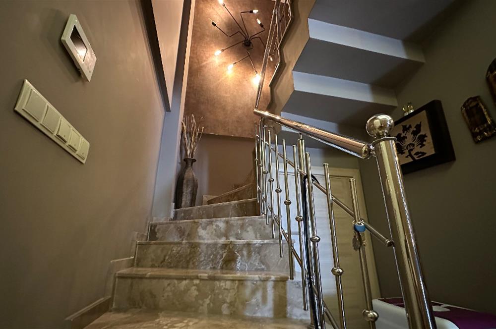 Hilltown a 5 dakika Bulvar Üzeri 4+1 Teraslı Dublex